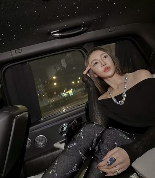 Шафира Хуан, инфлюэнсер, ограбление, украли драгоценности, ограбление знаменитости