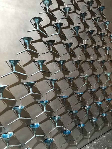 Проєкт Павла Макова. "Фонтан виснаження. Acqua Alta" у Національному павільйоні України на Венеційській бієнале