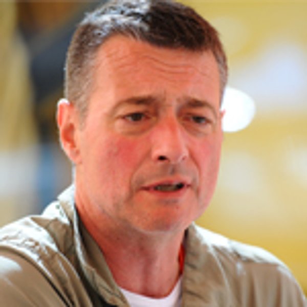 
Срджан Драгоевич
Сценарист, режиссер, продюсер, актер
