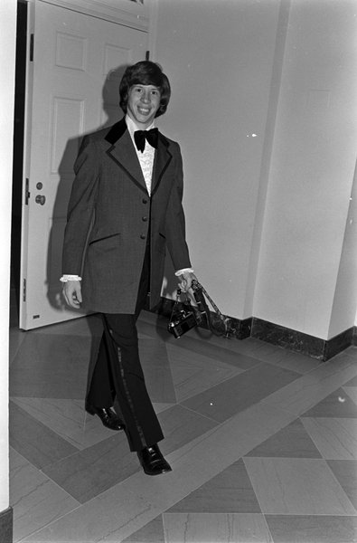 Джеффри Картер, фотоаппарат, комната