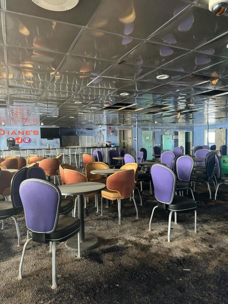 Корабель-привид в США, епідемія, судно, таємнича локація, Бен Стівенс з Кембриджа, знахідки, місця, де зупинився час, фото