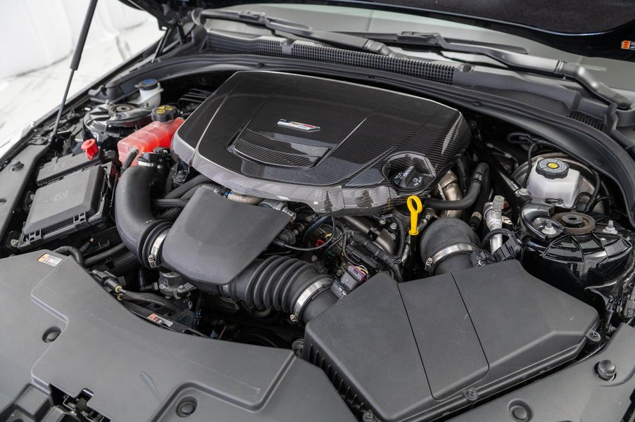 Под капотом установлен 470-сильный V6 твин-турбо V6.