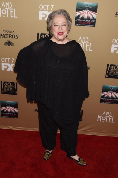 Кеті Бейтс 2015