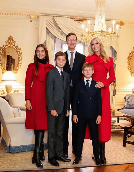 Иванка Трамп с семьей