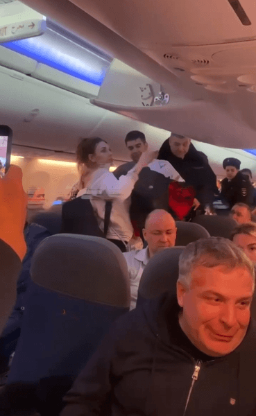 Дебошир в самолете