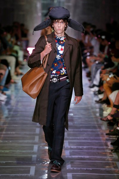 Мужская шапка-ушанка фото