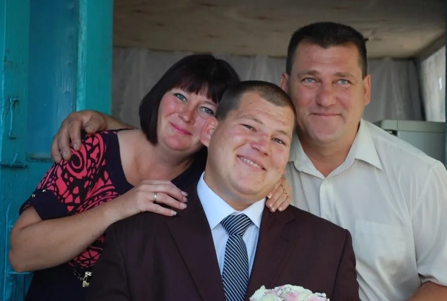 Эдуард, Татьяна Карпанец и сын Андрей