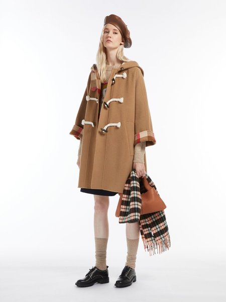 модне пальто, дафколт, тренд сезону, тренди осені, модне пальто, жіноче пальто, класичне пальто,