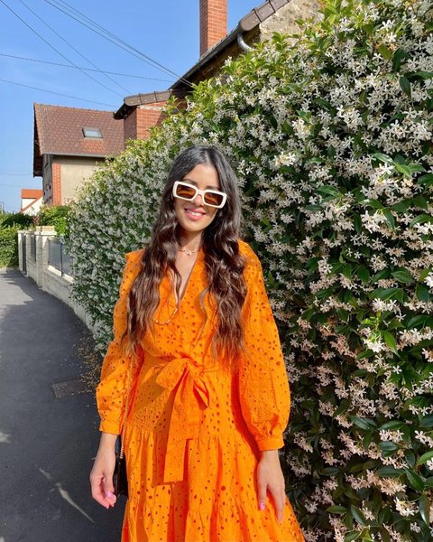 помаранчевий колір, модний колір, із чим носити помаранчевий колір, тренд 2022