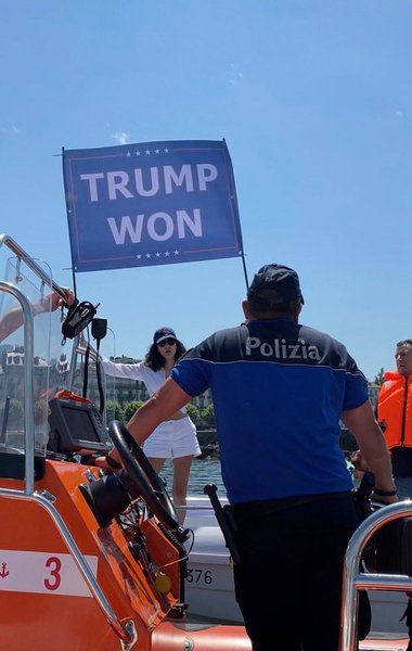 Нур бен Ладен, племінниця Усами бен Ладена