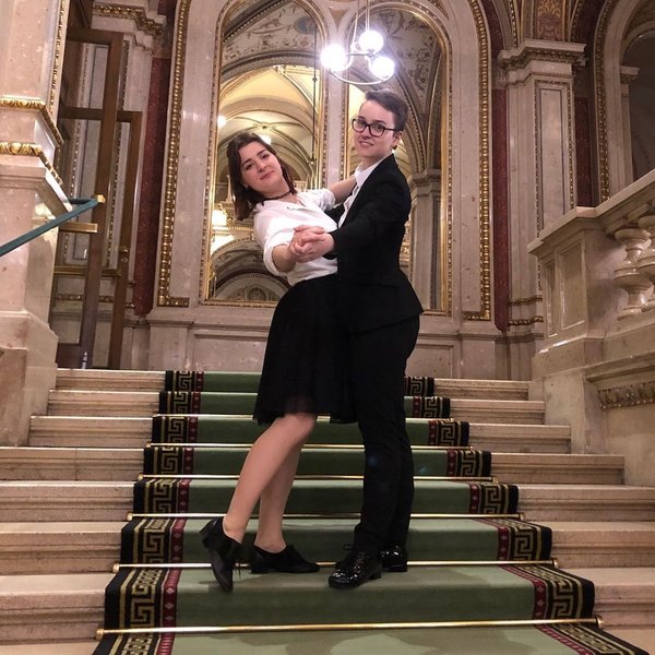 венский бал, бал в венской опере, бал дебютанток, однополая пара, орнелла мути, рихард люгнер