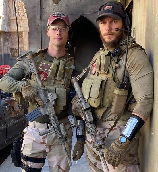 патрик шварценеггера, сын шварценеггера, арнольд шварценеггер, сериал, крис пратт