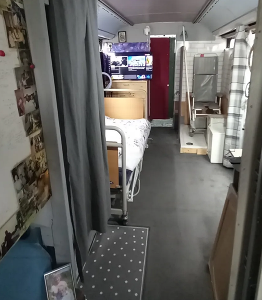 Аренда жилья, недвижимость, дом, старые автобусы, Великобритания, недвижимость, фото, курьезы, Великобритания, недвижимость, фото