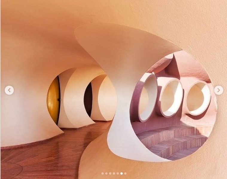 Bubble Palace, интерьер, дом Пьера Кардена
