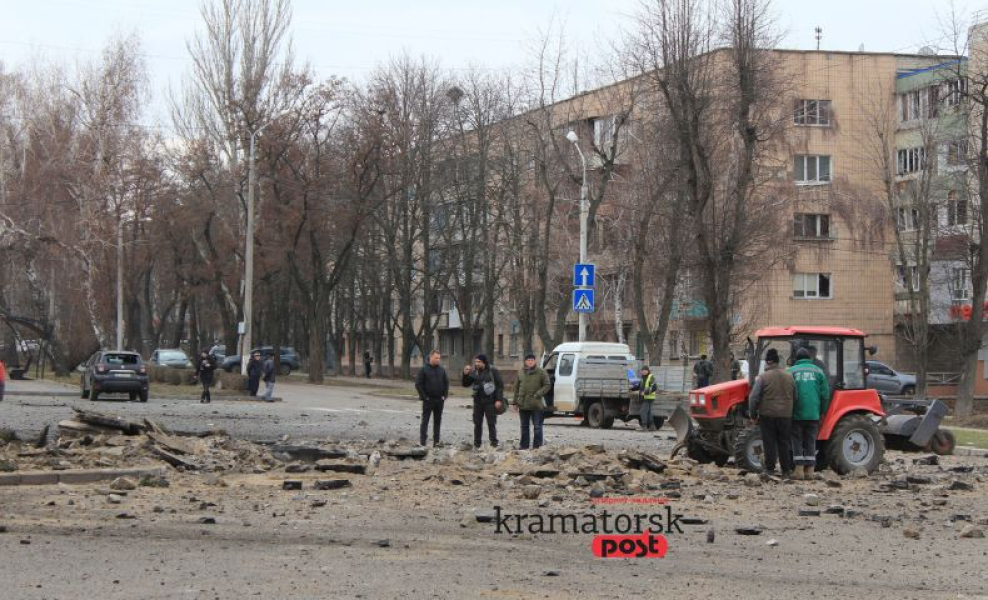 новини краматорська, вдарили по краматорську, ракетний удар по краматорську 30 січня, удар по центру краматорська, Краматорськ, удар по Краматорську, обстріл Краматорська