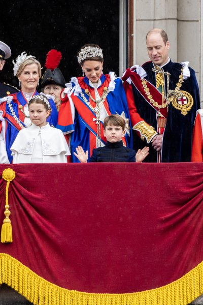 Принц Луи королевская семья принцесса Шарлотта коронация Принц Луї та принцеса Шарлотта
