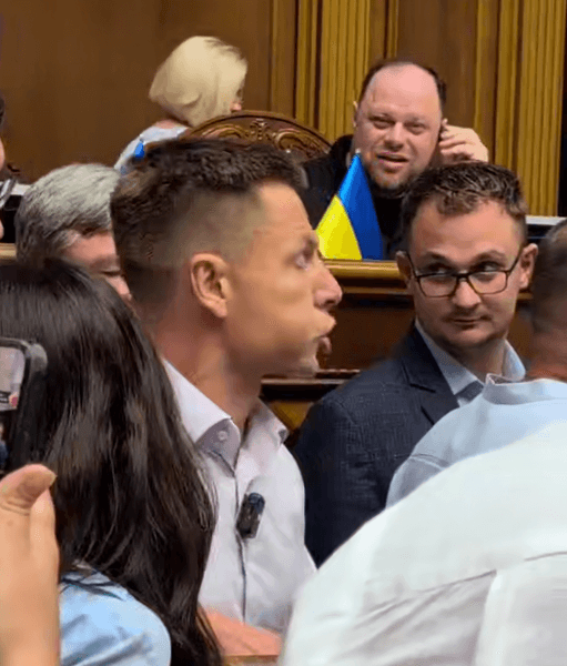 конфликт в раде гончаренко гетманцев и Брагар