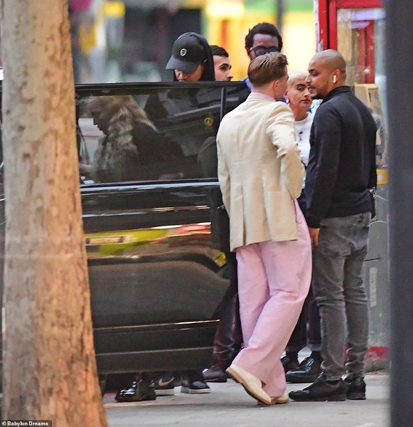 мадонна, рокко