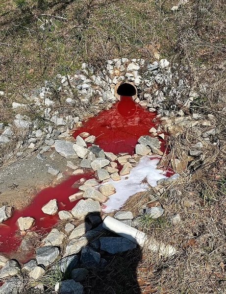 краска река трубопровод