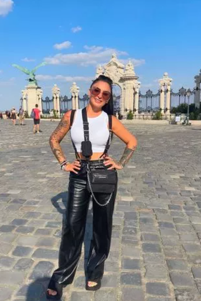 Увеличение ягодиц, пластические операции, хирургическое вмешательство, косметические процедуры, Еред Ликона, Мексика, фото, курьезы