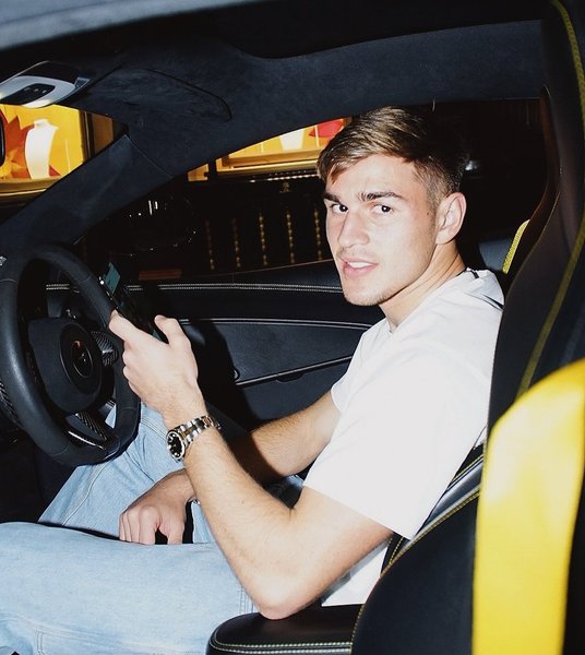 Егор Ярмолюк, McLaren 570, McLaren 570 GT, суперкар McLaren