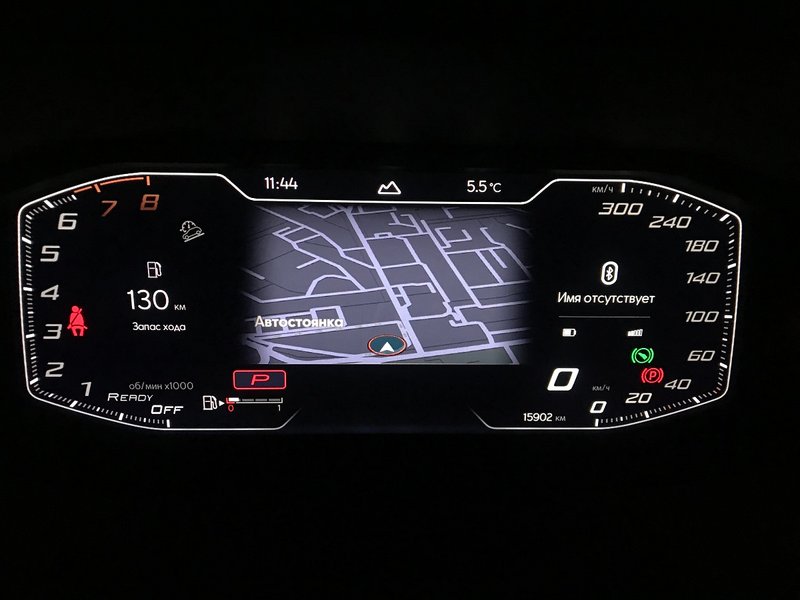 А можете надати приладам CUPRA Formentor VZ більш "електронний" вигляд, а в центрі панелі приладів розмістити потрібну вам інформацію