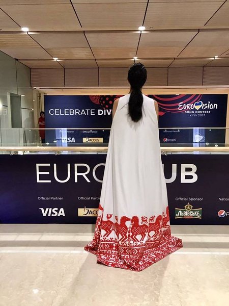 джамала, платье, благотворительный аукцион