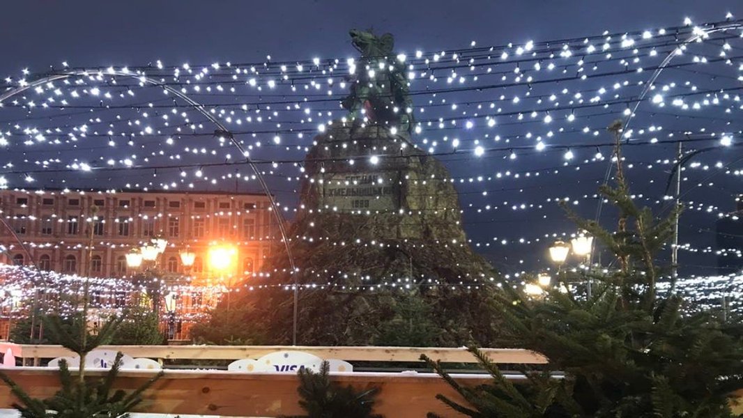 Новый год в Киеве 2022, елка