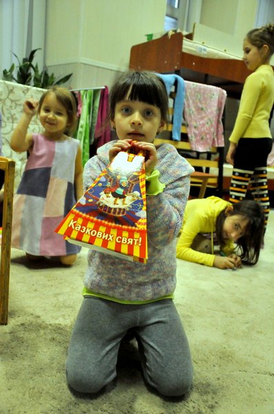 дети из адаптационного центра «Станции Харьков»