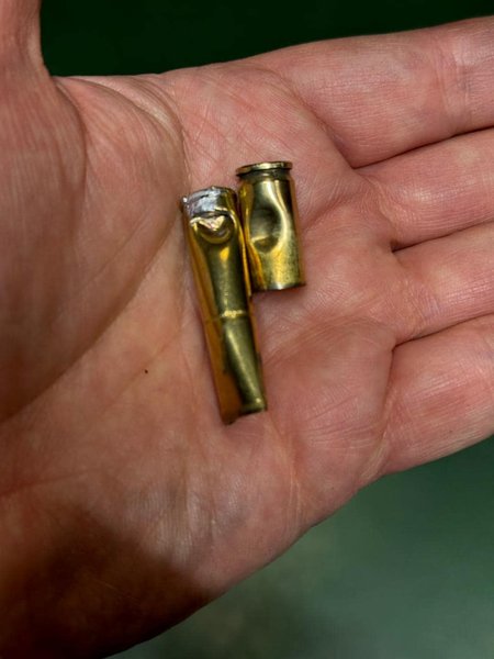 Валерий Залужный, тренировки, стрельбище, стрелковые тренировки, гильзы