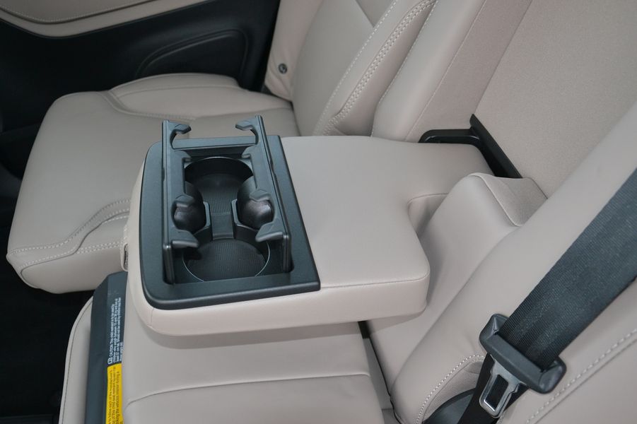 Volvo XC90, новий Volvo XC90, кросовер Volvo, Volvo XC90 2025, гібрид Volvo XC90