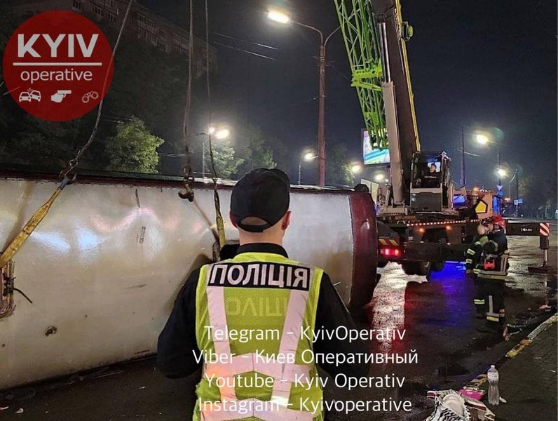 Киев, автобус, кран,