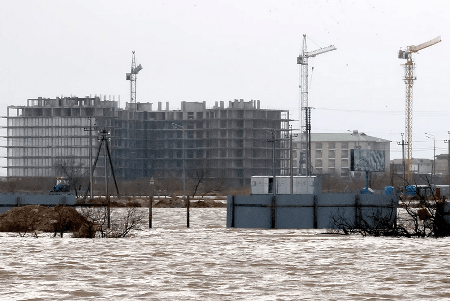 Шторм, Крим