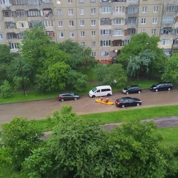 лодка, львов