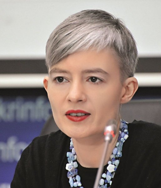   Галина Ковальчук о том, как в разных странах организовывали школьную учебу во время пандемии. 