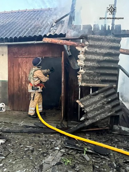 Кадри наслідків обстрілу Івано-Франківщини