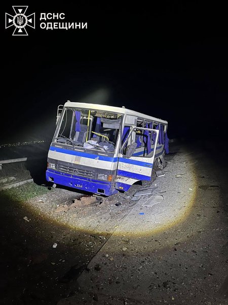 Автобус с пассажирами в Одесской области