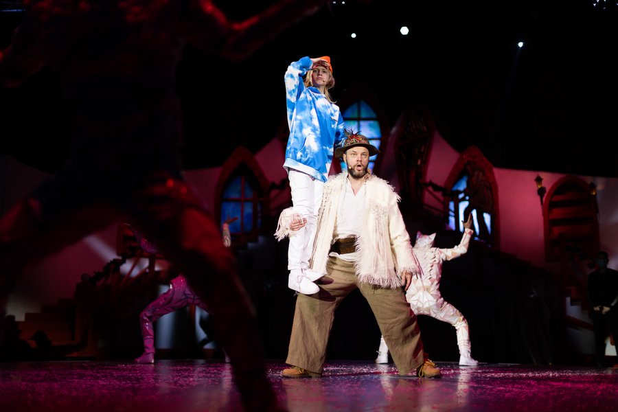 новогоднее шоу, новогоднее представление, новогодний утренник, "Кібер Санта. Інший вимір", кибер санта, шоу в Киеве, шоу на ВДНХ