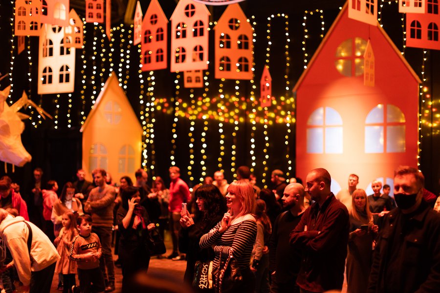 новогоднее шоу, новогоднее представление, новогодний утренник, "Кібер Санта. Інший вимір", кибер санта, шоу в Киеве, шоу на ВДНХ