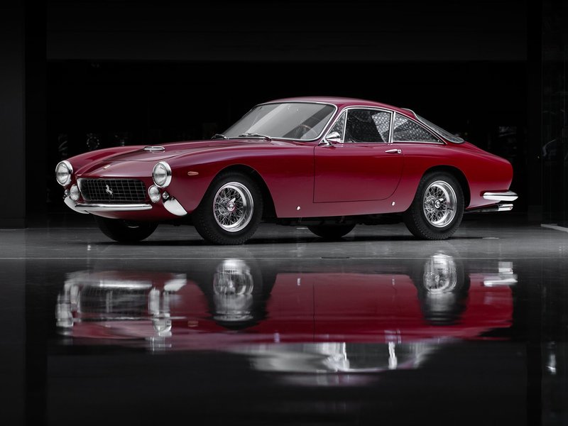 Ferrari 250 GT Lusso