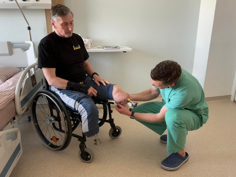 ігор крупнов, унікальне протезування, протезування за методом остеоінтеграції, протезування, реабілітація людини з ампутацією, реабілітація інвалідів, допомога інвалідам