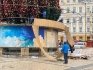 у Києві почали прибирати ялинку