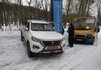 Бронированный Peugeot Landtrek и школьный автобус "Историк"