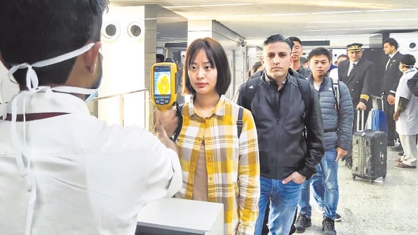 Китай, коронавирус, вспышка вируса, проверка пассажиров в аэропортах