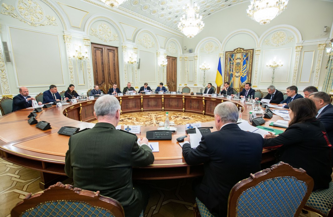 Проект стратегии нацбезопасности предполагает меры по снижению напряженности c РФ, – заседание СНБО