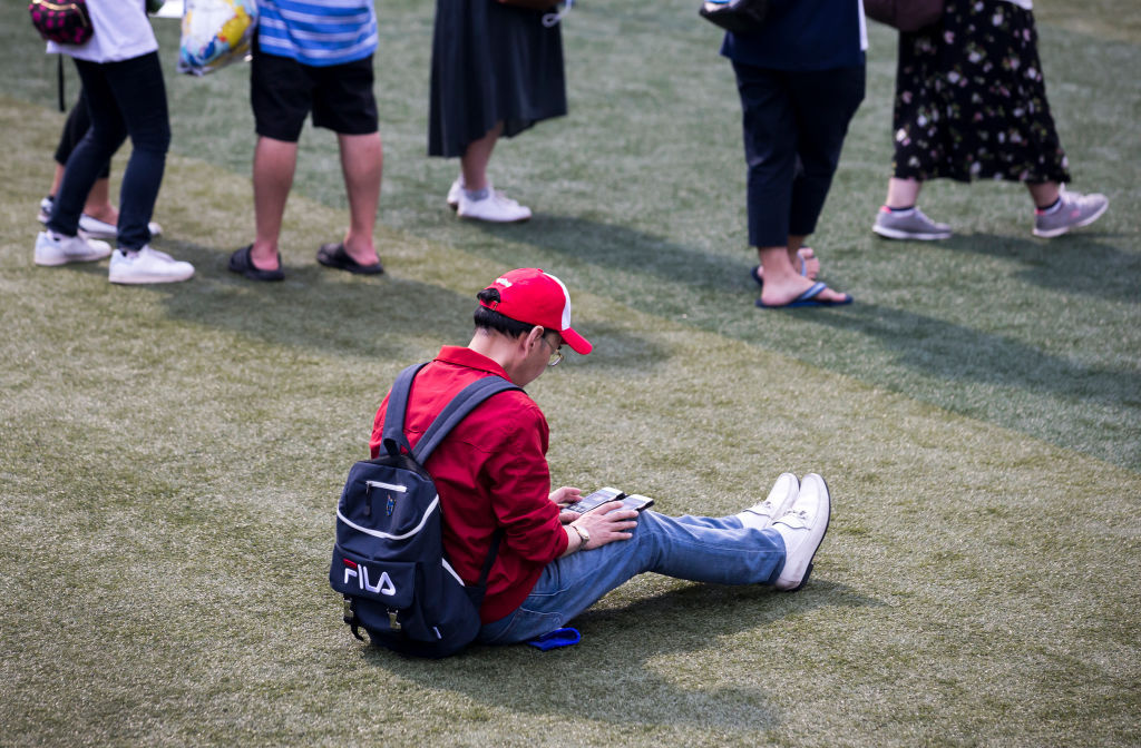 Зависимость от социальных сетей: проблема и пути решения